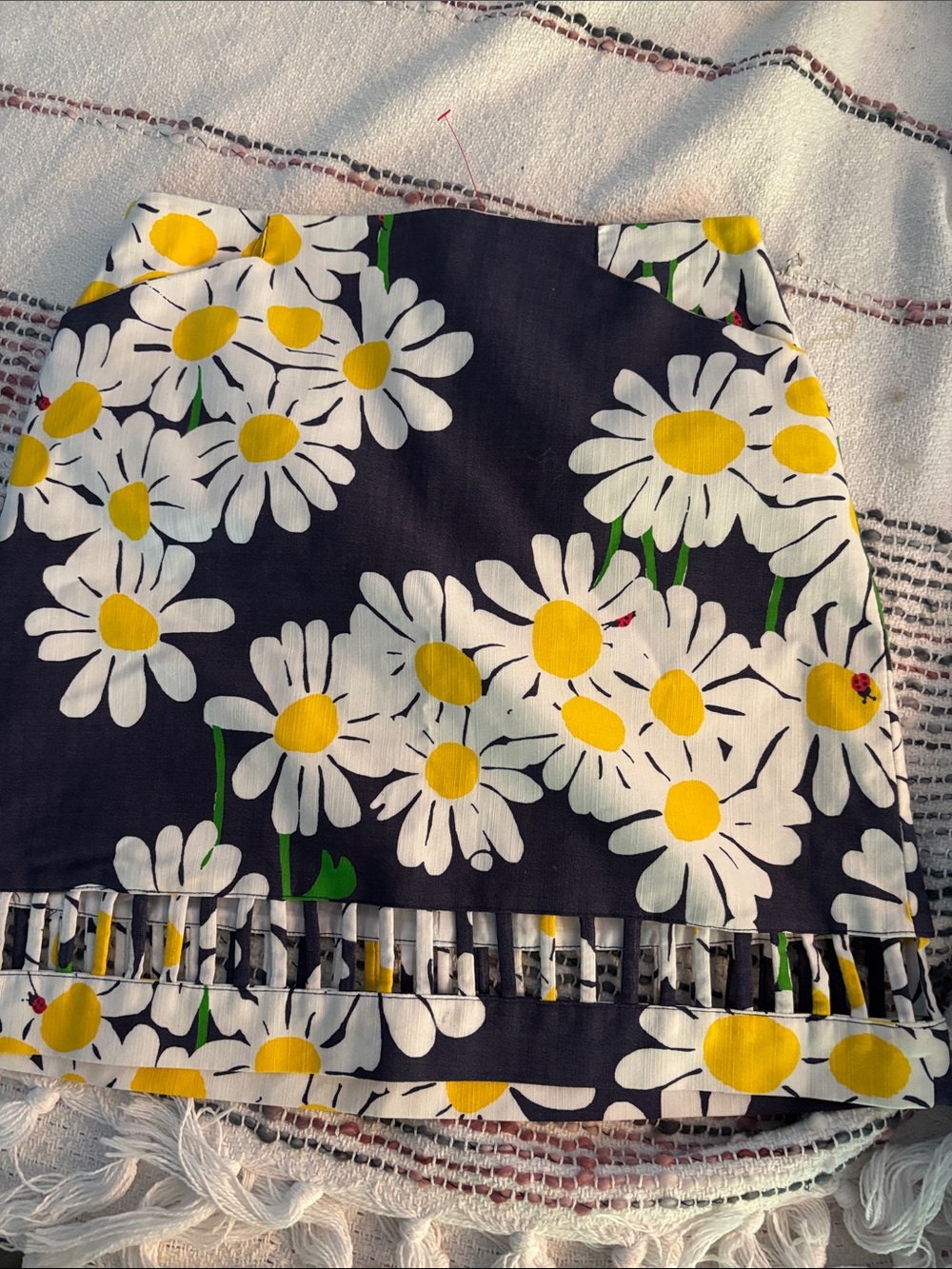 Lilly Pulitzer White and Yellow Floral Lined skirt - Picture 2 of 5